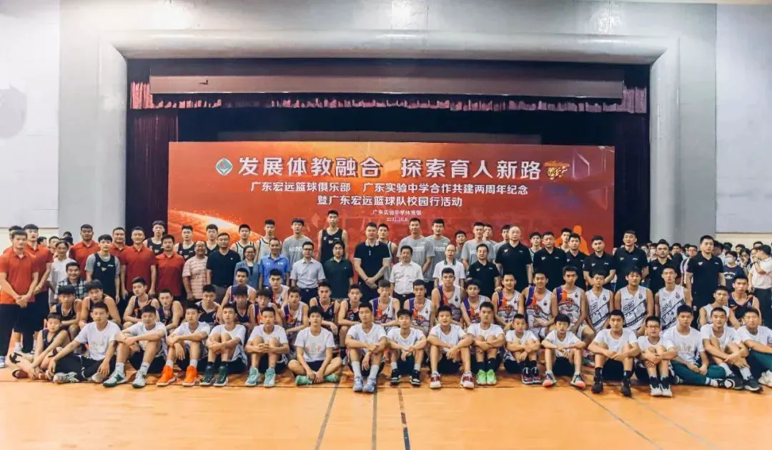 篮球双球训练要注意什么_2